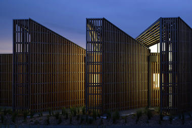 Galería de Centro clínico municipal / studiolada architects  - 13