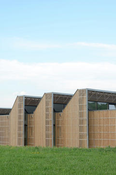 Galería de Centro clínico municipal / studiolada architects  - 10