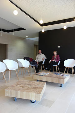 Galería de Centro clínico municipal / studiolada architects  - 22
