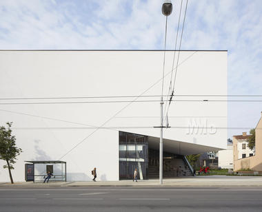 Gallery of MO Museum of Modern Art / Studio Libeskind  - 25