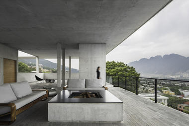 Casa Lomas / Oficio Taller