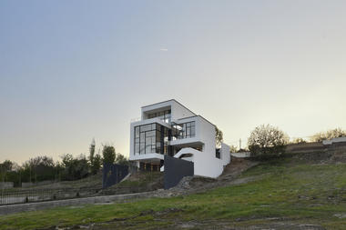 Gallery of Rudsār Villa / A1Architecture  - 10