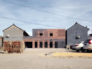 Peach House / Frederic Schnee