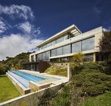 Casa en el Embalse San Rafael / De La Carrera Cavanzo