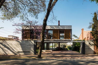 Casa Villa Lobos / Una Arquitetos