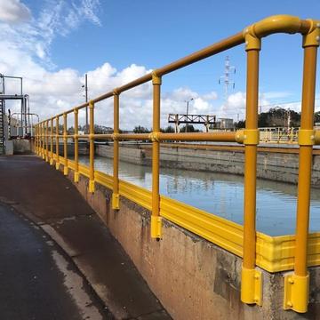 Barandas y Rejas Industriales Matfence® de Mathiesen