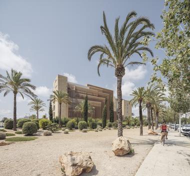 Ibiza Gran Hotel Extension / Colmenares Vilata Aquitectos