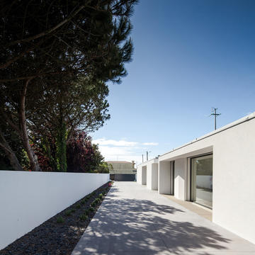 Gallery of House in Gandra / Raulino Silva Arquitecto  - 11