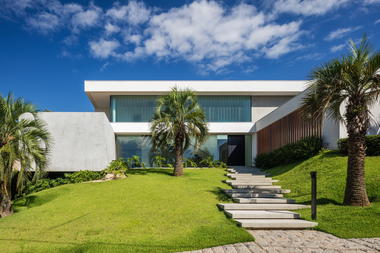 Guaica Residence / Padovani Arquitetos Associados