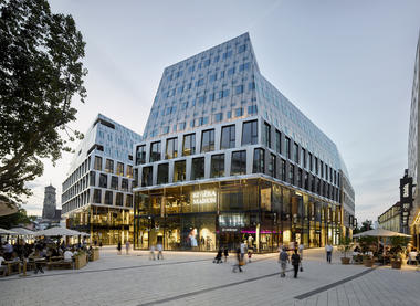 德国斯图加特街区更新，换新城市肌理  / Behnisch Architekten