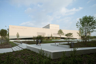 Theater Jacques Carrat / ateliers O-S architectes