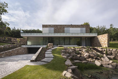 Residência Srbín / Martin Cenek Architecture