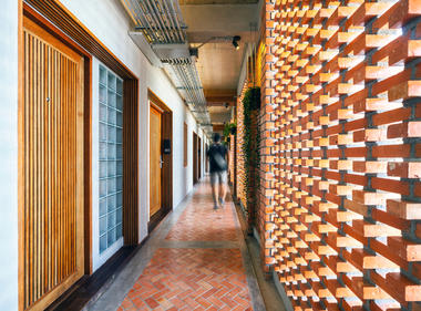 Gallery of LaeKhon NonBai / Junsekino Architect and Design  - 14