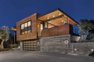 Gallery of RidgeView House / Zack de Vito Architecture + Construction  - 5