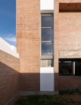 Galería de Vivienda en el Norte de Córdoba / ONO Arquitectos  - 21