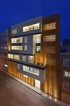 Gallery of Salariyeh Residential Building / Heram Architects  - 23