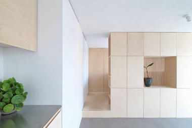 Tiny Home for a Tall Guy / Julius Taminiau Architects