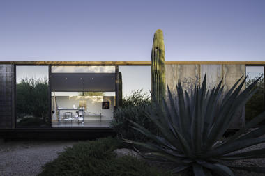 Un pequeño estudio de Arte / Chen + Suchart Studio