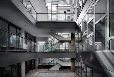 Gallery of Municipal Center for Citizen Activities / Sección B Arquitectura  - 21