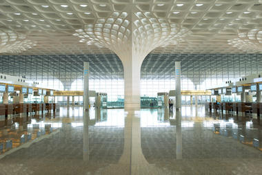 Gallery of Airports: Examples in Plan & Section  - 23