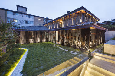 Gallery of Casa Geometrica / JOHO Architecture  - 12