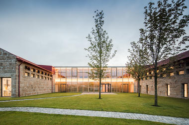 Gallery of Sede Polopique / Filipa Guimarães  - 1