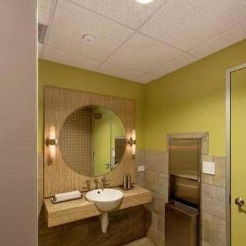 Soluciones de energía de fácil instalación Energi TriPak® de Lutron