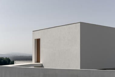 Gallery of SP House / Gonçalo Duarte Pacheco  - 19