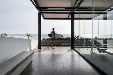 Pacífico Sur Club / Nikolas Briceño arquitecto