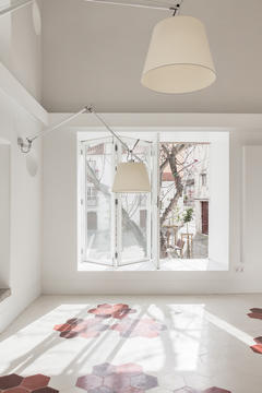 画廊 褪去原有的形式，全新体块展现文化肌理 Casa da Severa / José Adrião  - 11