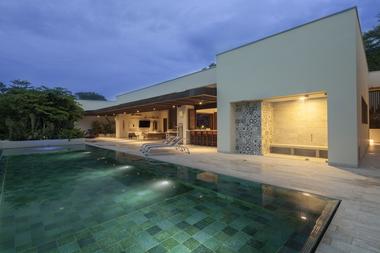 Gallery of Dos Maderos House / Jaime Rendon Arquitectos  - 25