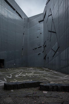 Gallery of AD Classics: Jewish Museum, Berlin / Studio Libeskind  - 2