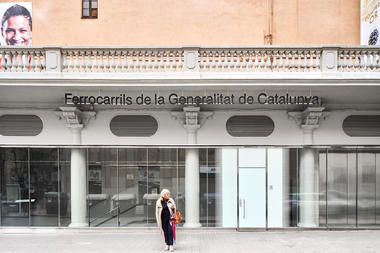 Gallery of Staff Training Center GCR / AMOO + Mora Sanvisens Arquitectes  - 6