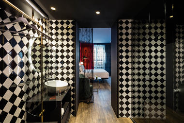 Gallery of AXEL Hotel Madrid / El Equipo Creativo  - 9