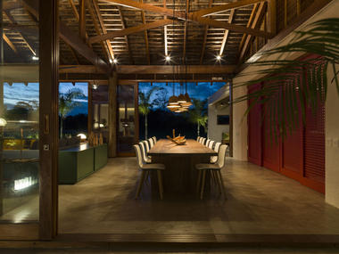 Gallery of FVB House / Claudia Haguiara Arquitetura  - 10