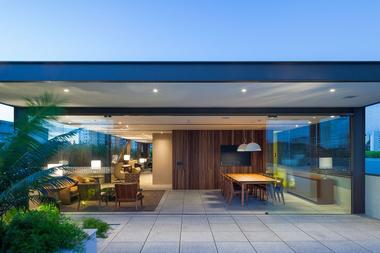 Grupo Roncador / Kipnis Arquitetos Associados