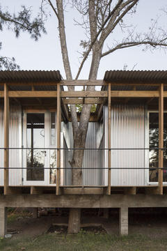 Galería de Casa Dique Luján / FRAM arquitectos  - 17