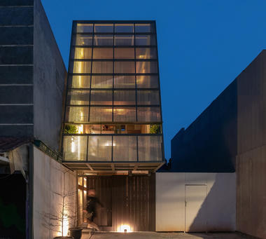 Casa de 3500 milímetros / Ago Architects