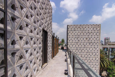 Gallery of 21 Examples of Brise Soleils in Mexico and Its Diverse Applications  - 17