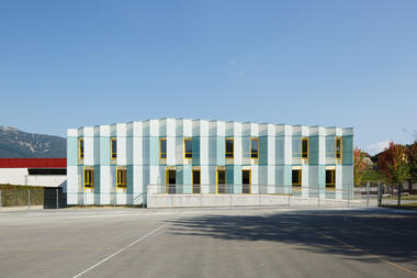 Escuela Primaria en Igorre / azab