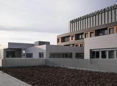 Gallery of Navarra University Clinic in Madrid / Jesús M° Susperregui Virto, Jorge Martínez Bermejo, Pablo Elorz Gaztelu  - 11