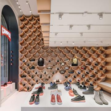 Gallery of Camper Paseo de Gracia / Kengo Kuma & Associates  - 18