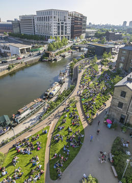 Gallery of Canal Corridor, King’s Cross / Townshend Landscape Architects  - 9