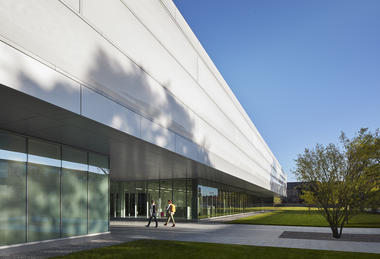 Gallery of Ed Kaplan Family Institute / John Ronan Architects  - 1