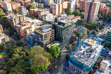 Gallery of 80-ONCE Business & Living / Sestral S.A  - 9