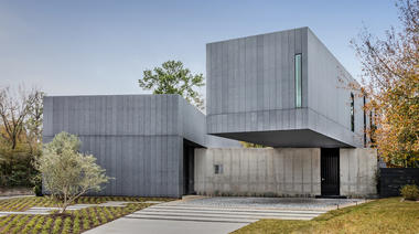 2 Courtyard House / Robertson Design