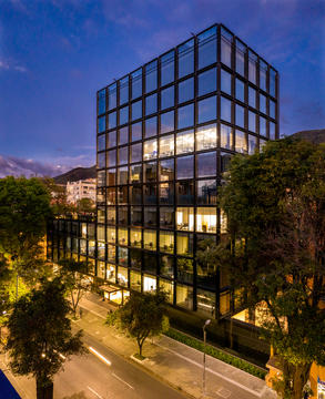 Gallery of 80-ONCE Business & Living / Sestral S.A  - 6