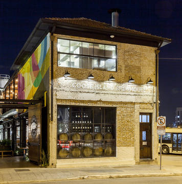 Goose Island Brewhouse / SuperLimão Studio + McKinley Burkart Architects