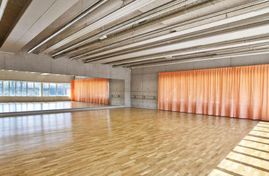 Gallery of Pajol Sports Centre  / Brisac Gonzalez  - 11