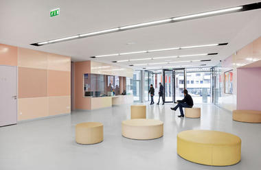 Gallery of Pajol Sports Centre  / Brisac Gonzalez  - 9